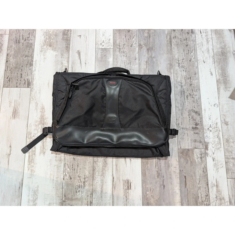 Tumi T-Tech Olive Green trifold carry on Garment Bag luggage Ballistic Nylon. 0